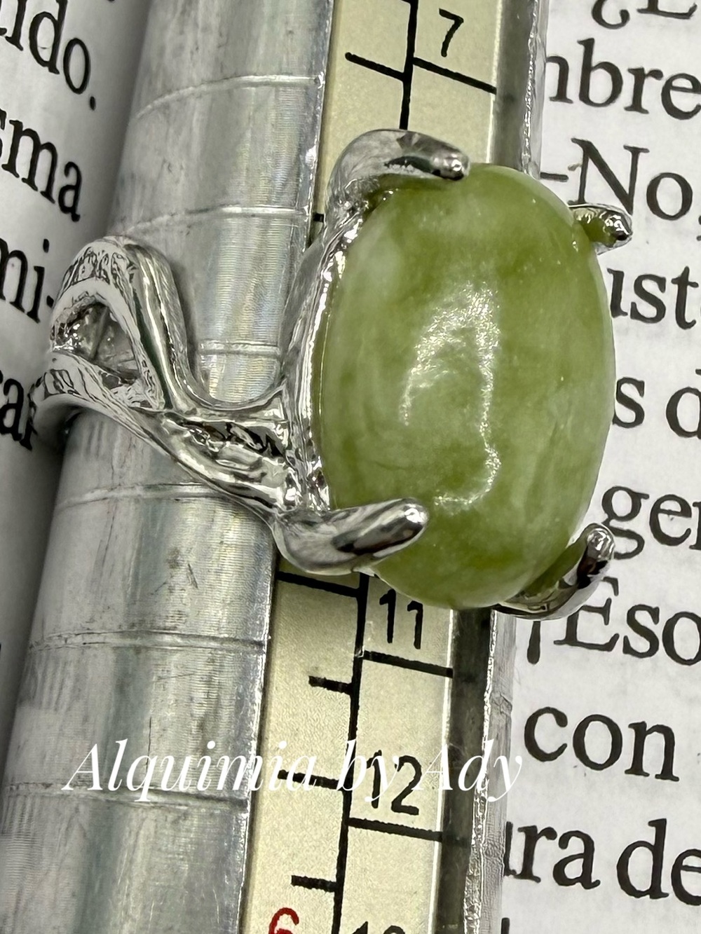 Alquimia Silver Ring with Light Green Oval Stone